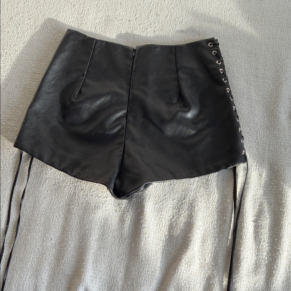 12th Tribe Black Lace-Up Leather Shorts - Picture 5 of 5